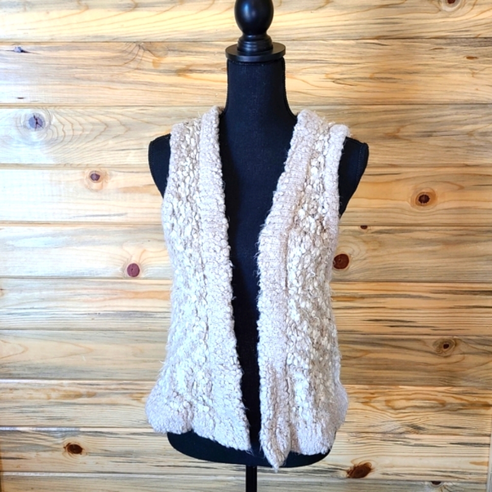 Kensie Ladies Cream Thick Knit Open Vest, Small